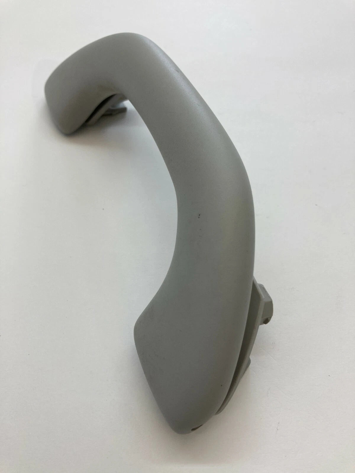 06-10 VW VOLKSWAGEN PASSAT FRONT LEFT DRIVER ROOF GRAB HANDLE GRIP 1K0857607H