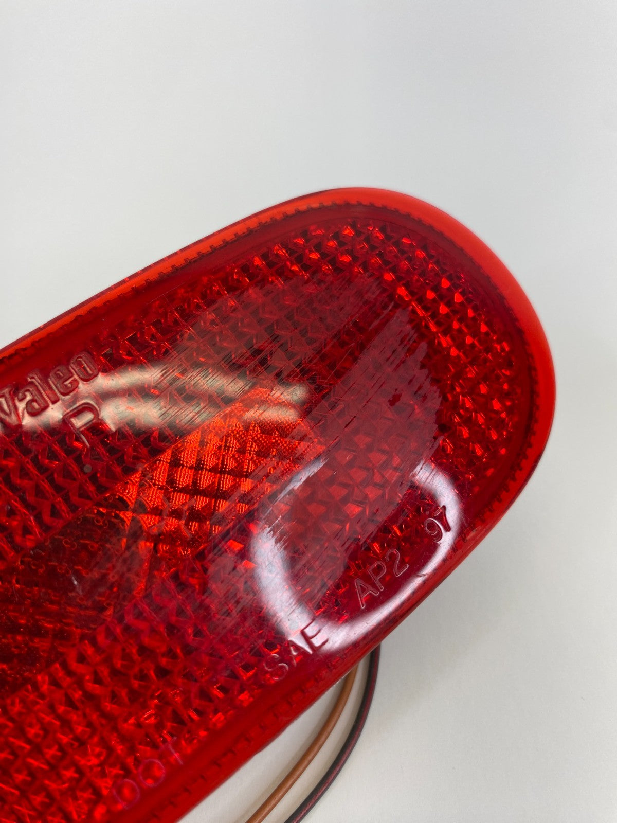 1998-2005 Volkswagen New Beetle Rear Right Side Marker Light Lamp 67736420 OEM