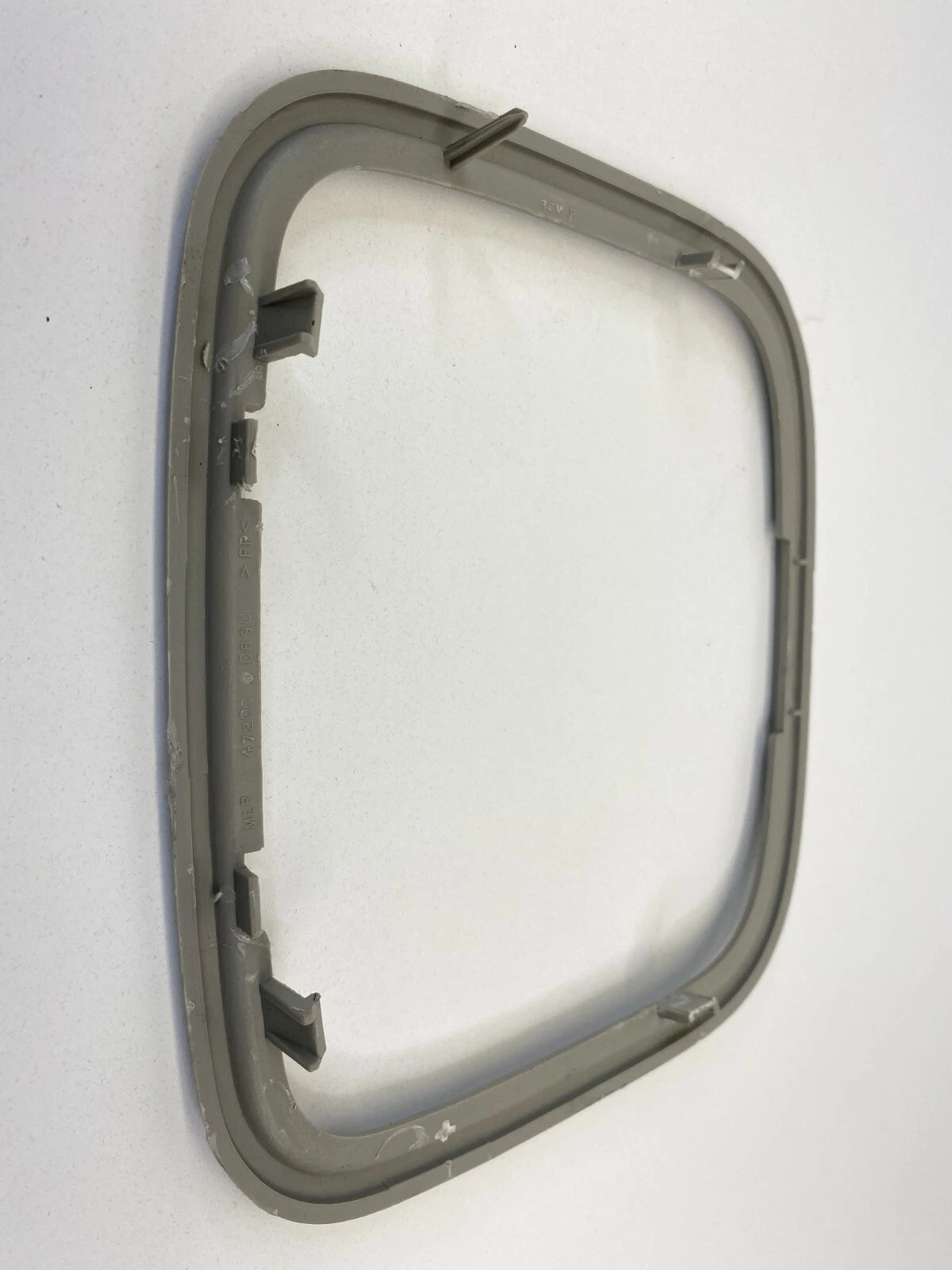 2008-2012 CHEVROLET MALIBU READING MAP LAMP BEZEL COVER SURROUND 47200 0890 OEM