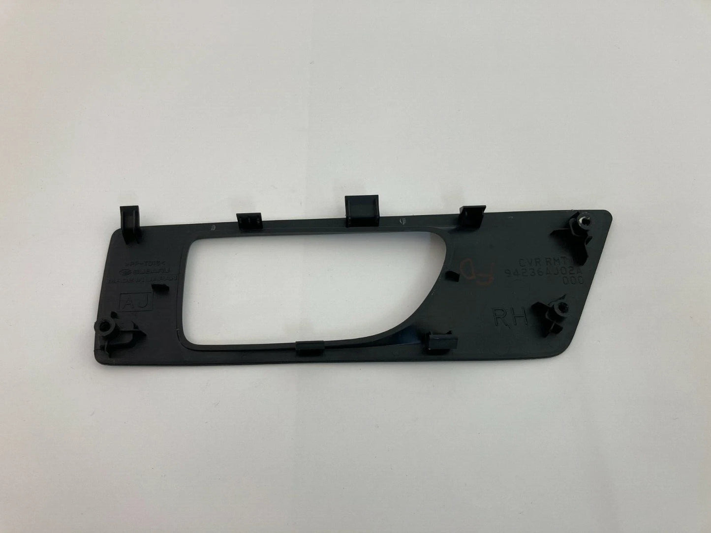 2010-2014 SUBARU OUTBACK FRONT PASSENGER SIDE INTERIOR DOOR HANDLE BEZEL OEM