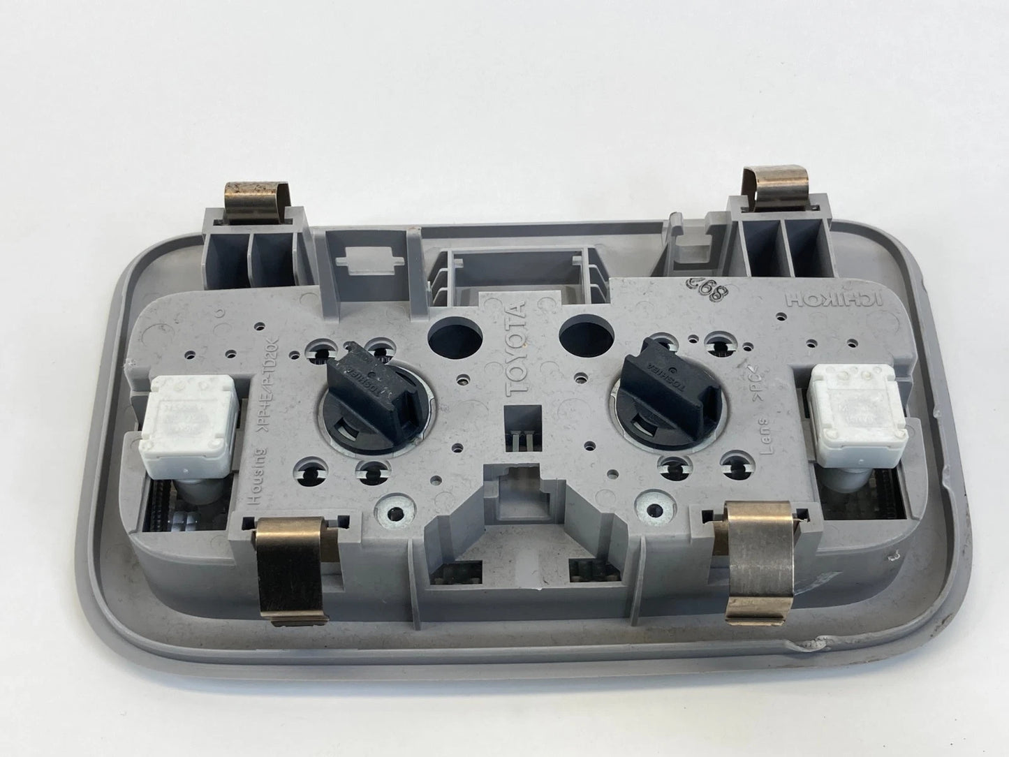 2009-2013 TOYOTA MATRIX FRONT OVERHEAD CONSOLE DOME LIGHT MAP LAMP OEM