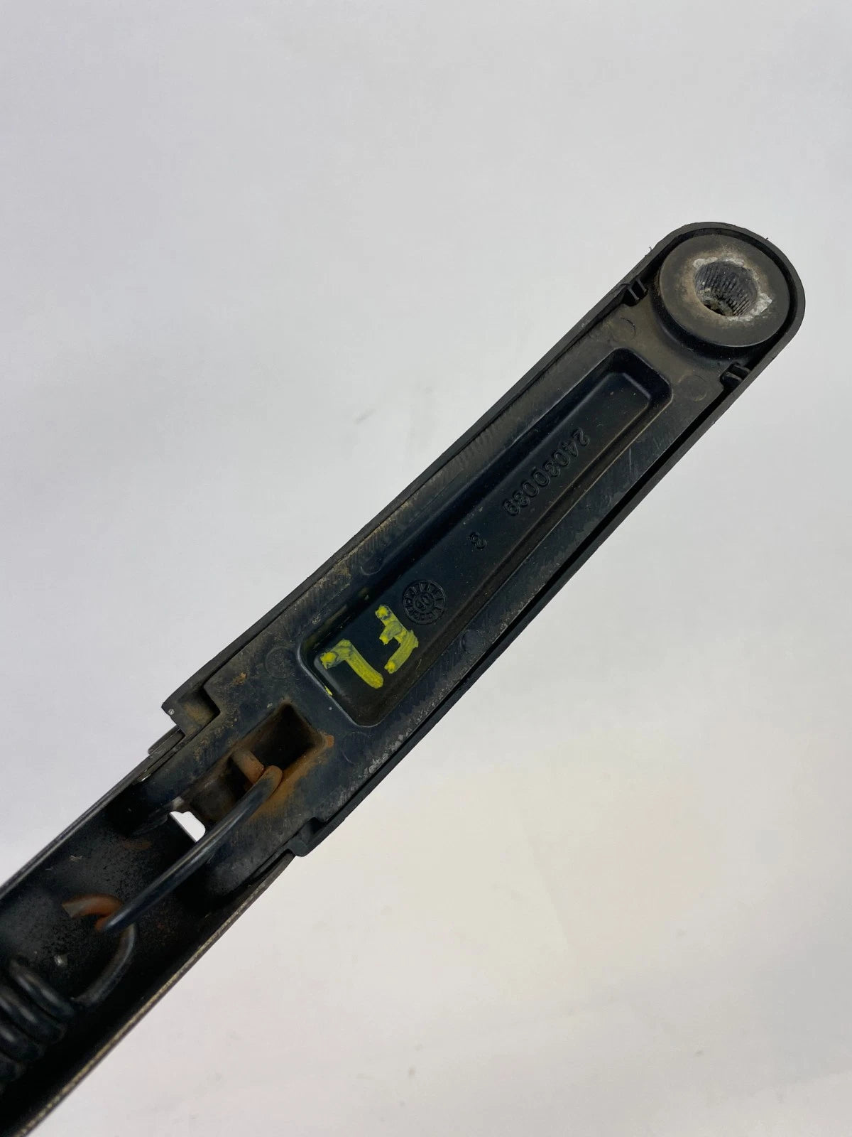 2006-2011 FORD FOCUS FRONT LEFT DRIVER SIDE WINDSHIELD WIPER ARM OEM