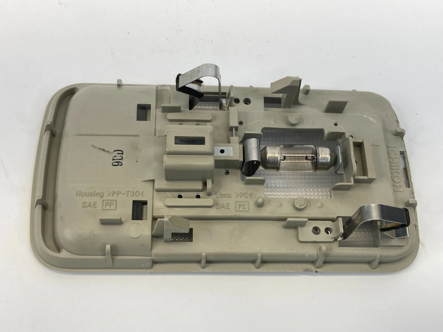 2008-2013 NISSAN ROGUE REAR UPPER ROOF OVERHEAD DOME LIGHT LAMP ASSEMBLY