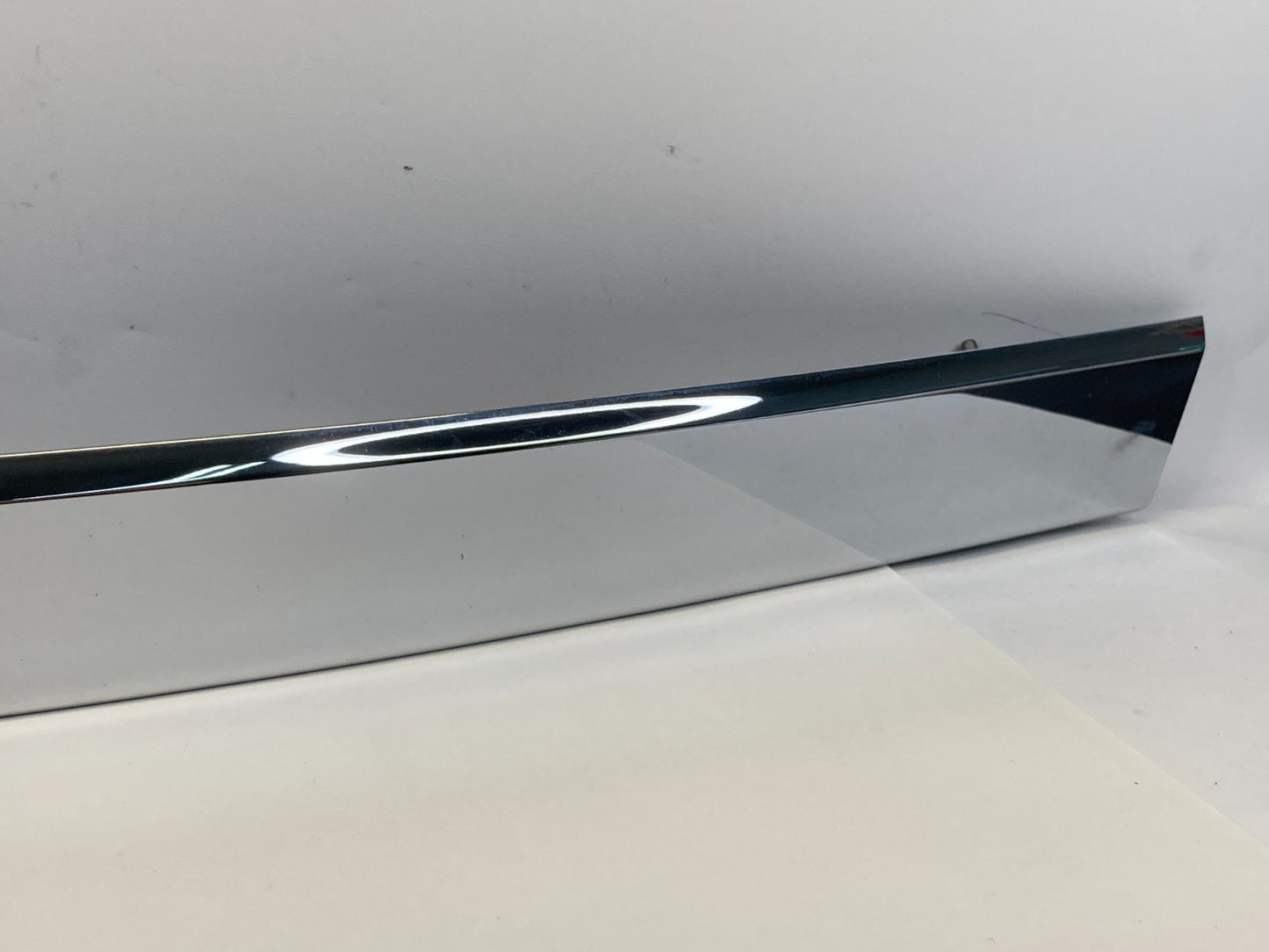 2011-2016 Chevrolet Cruze Rear Trunk Liftgate Molding Trim w/ License Light OEM