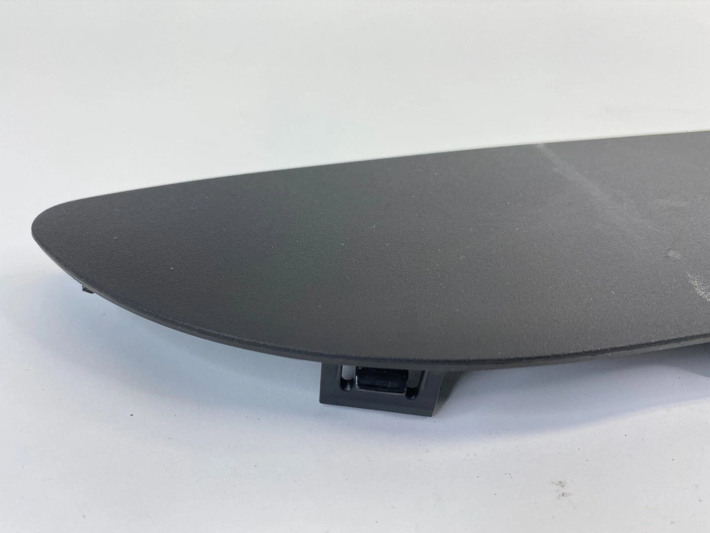 2009-2017 CHEVY TRAVERSE FRONT RIGHT SEAT ADJUSTER SWITCH MOUNTING PLATE 1691442