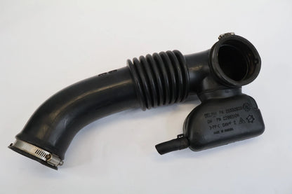 2004-2008 CHEVROLET MALIBU 2.2L AIR CLEANER OUTLET DUCT INTAKE HOSE OEM 22663104