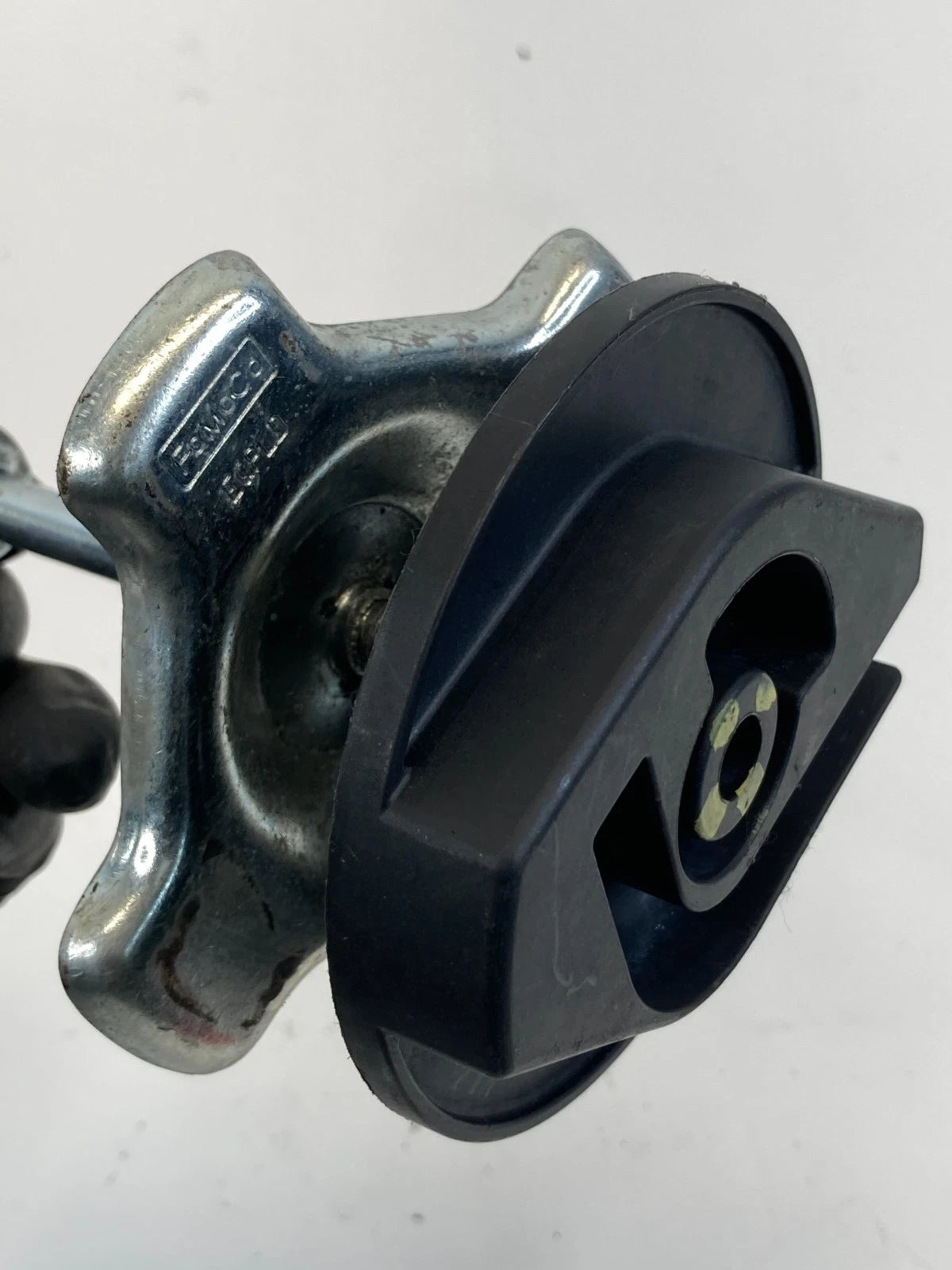 16-19 FORD INTERCEPTOR UTILITY SPARE TIRE HOLDER RETAINER HOLD DOWN BOLT OEM