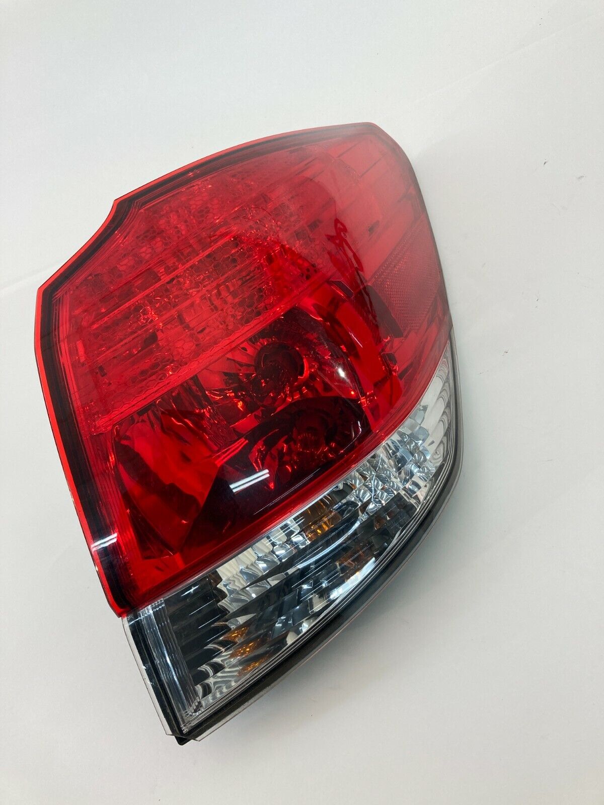 10 11 12 13 14 Subaru Outback Right Passenger Side Tail Light Taillight Lamp OEM