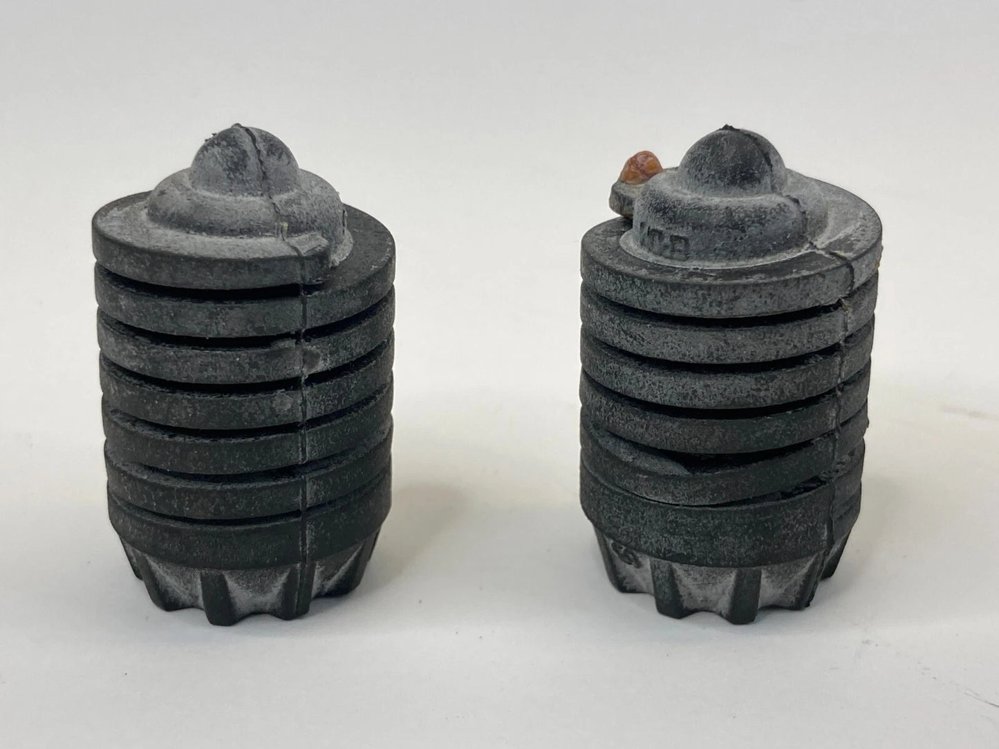 2004-2007 BMW 530I 525I FRONT HOOD STOPPER ADJUSTMENT RUBBER SET PAIR OEM
