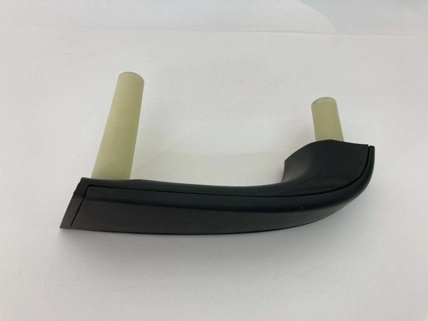 2010 10 SATURN OUTLOOK FRONT RIGHT PASSENGER SIDE DOOR INNER PULL HANDLE OEM