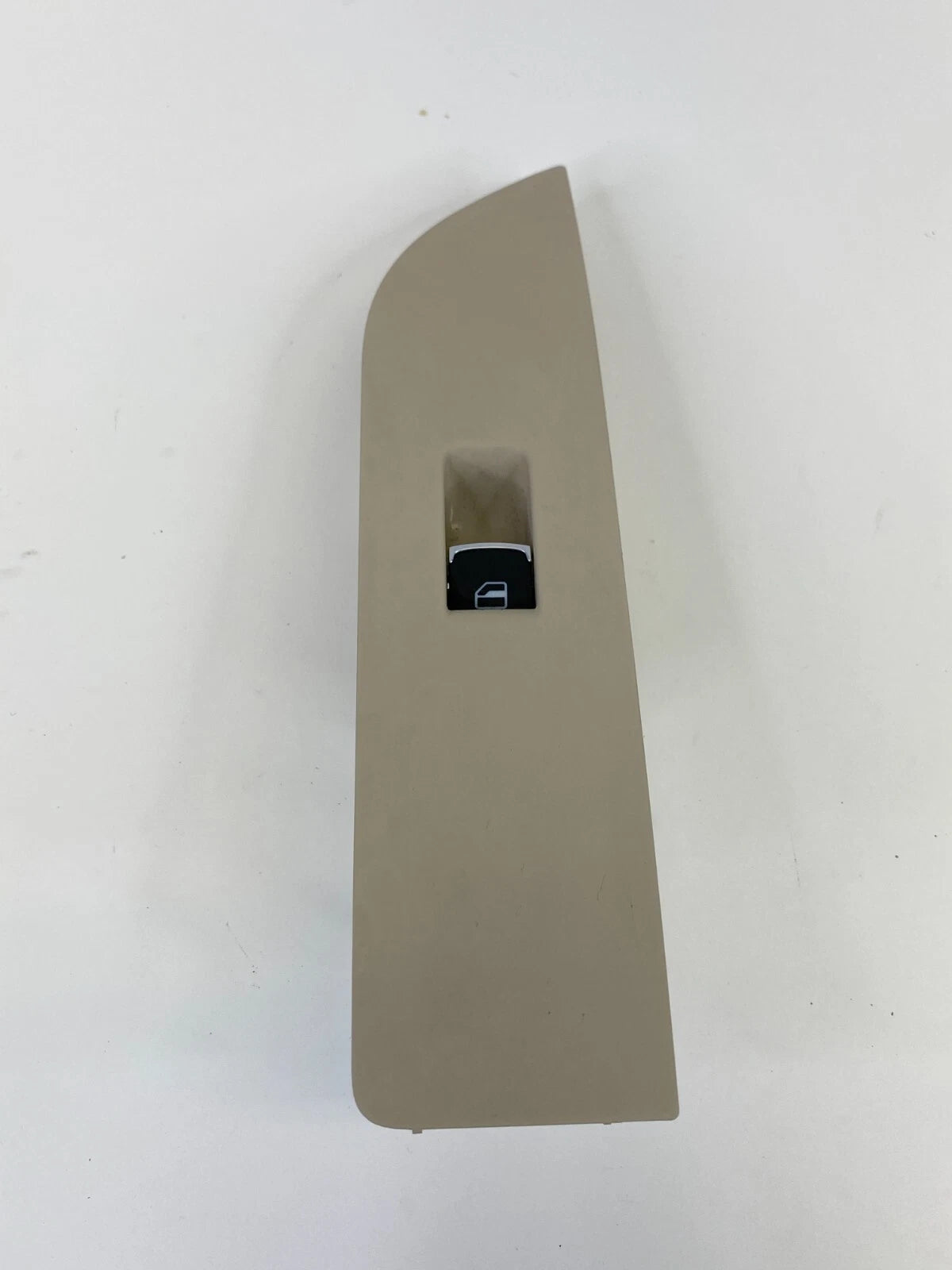 2009-2017 VW CC PASSENGER POWER WINDOW SWITCH CONSOLE FRONT RIGHT OEM 3C8857858G