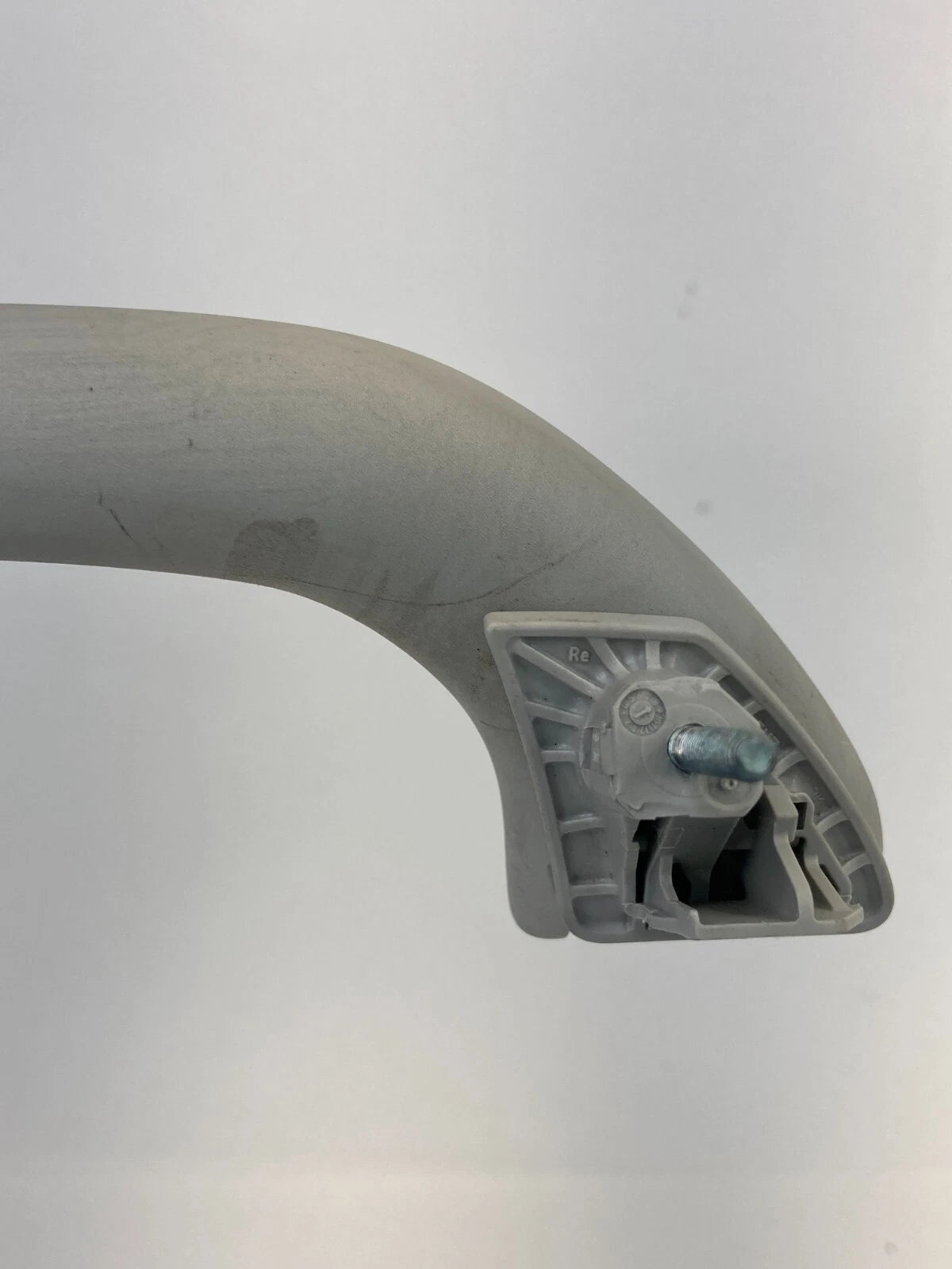 05-07 VOLKSWAGEN JETTA SEDAN REAR RIGHT INNER ROOF GRAB GRIP ASSIST HANDLE OEM