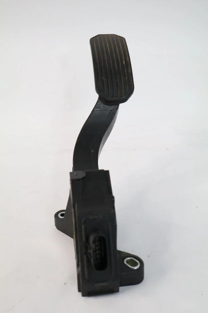 2011-2014 TOYOTA SIENNA ACCELERATOR GAS PEDAL POSITION SENSOR 78110-08010 OEM