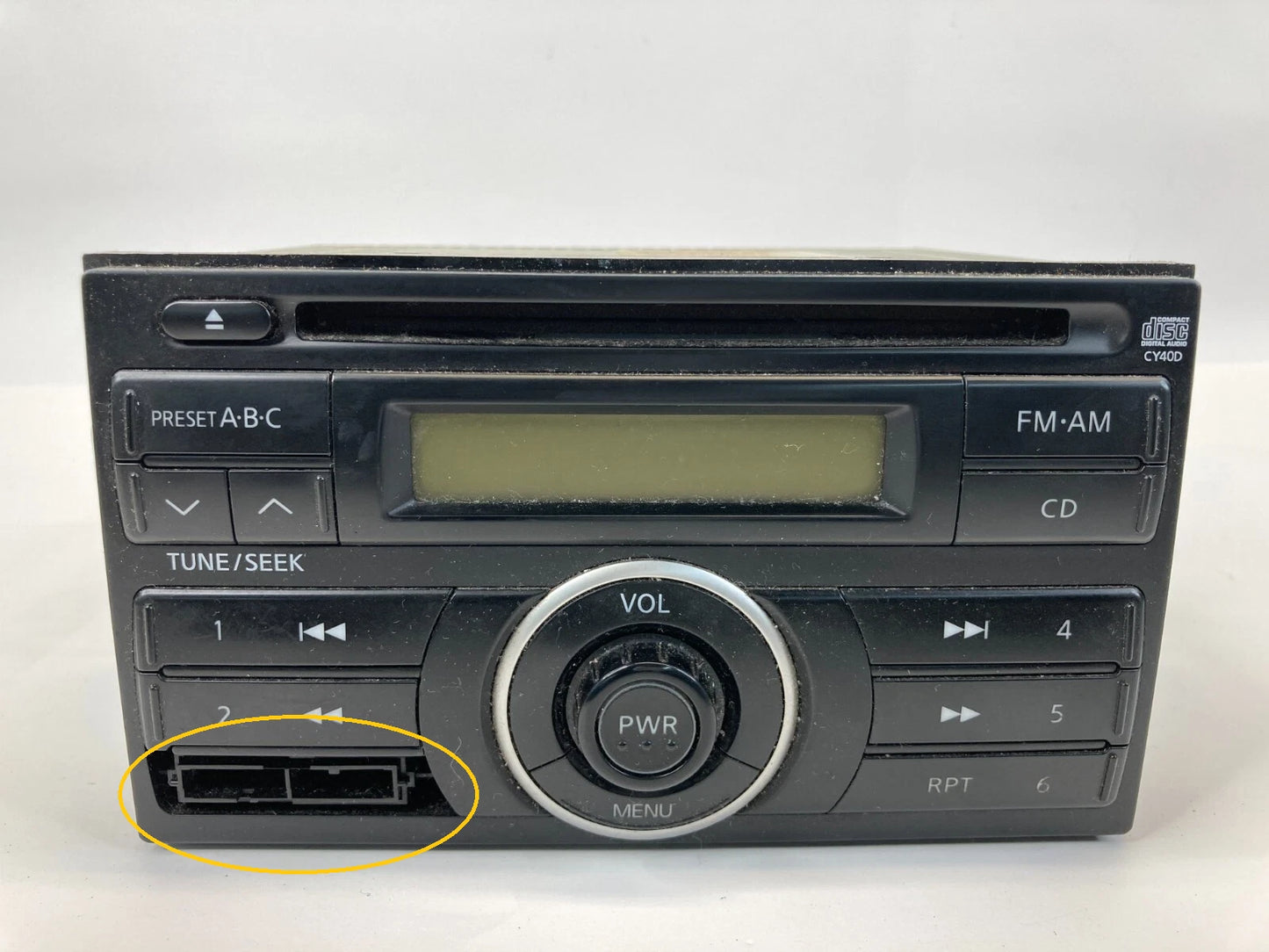 2007-2009 NISSAN VERSA RADIO AM FM CD PLAYER DASH RECEIVER UNIT 28185-EM31A OEM