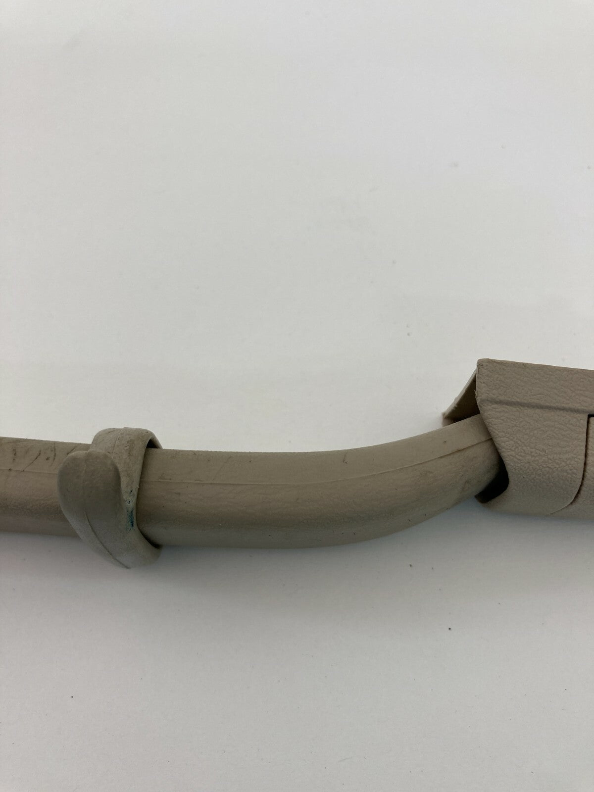 2000-2004 Toyota Avalon Rear Left Side Inner Roof Grab Grip Assist Handle OEM