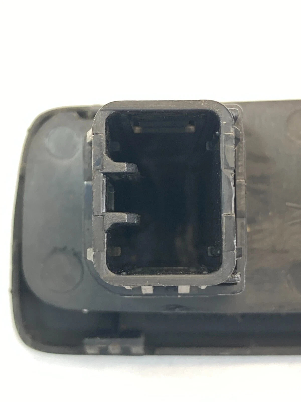 05 06 07 08 09 10 KIA SPORTAGE CENTER CONSOLE BLANK SWITCH COVER BEZEL TRIM OEM