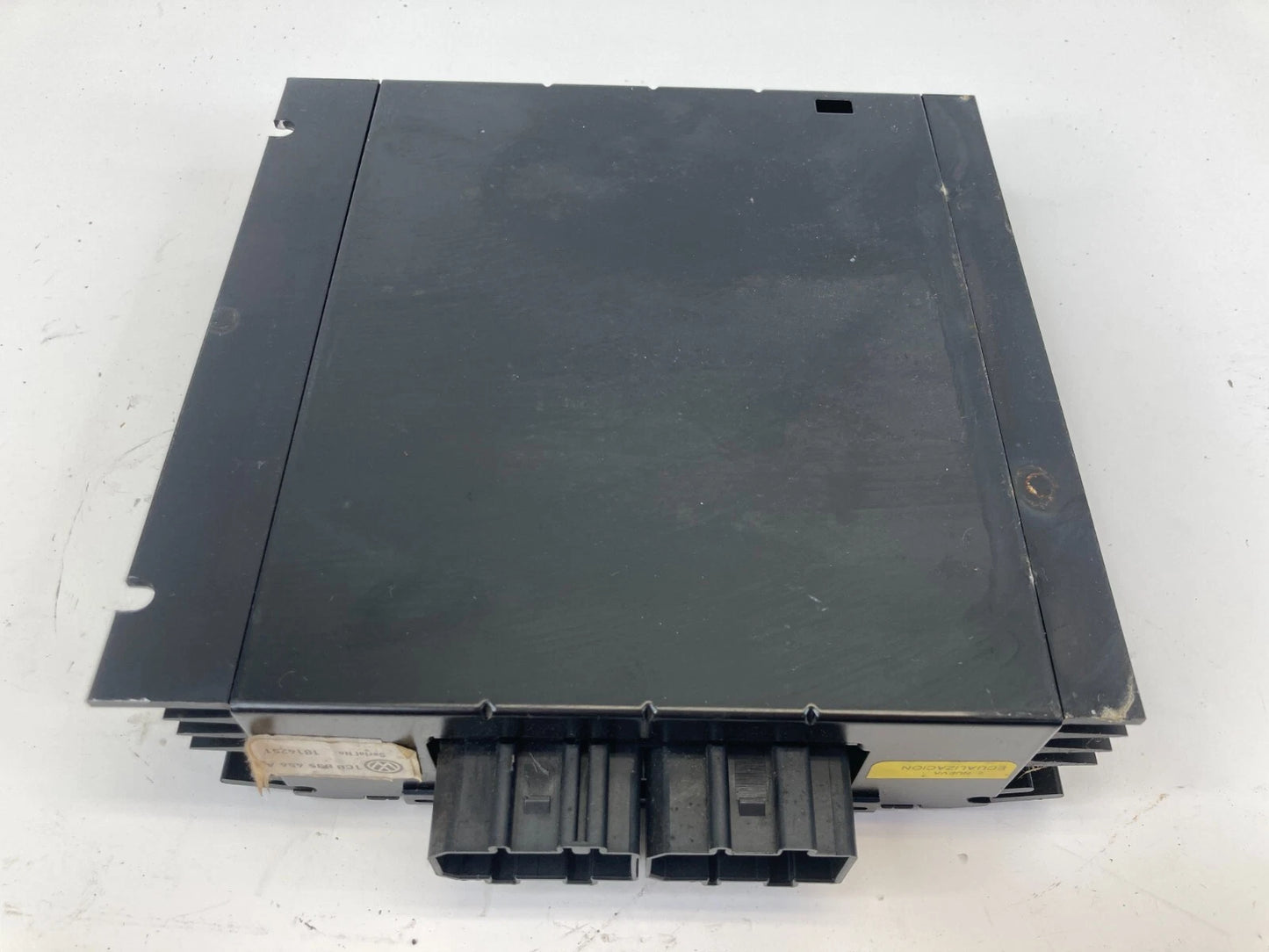 1998-2010 VOLKSWAGEN BEETLE SOUND SYSTEM AUDIO RADIO AMPLIFIER 1C0-035-456-P OEM