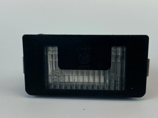95-01 BMW 740I 740IL 750IL REAR TRUNK LICENSE PLATE LIGHT LAMP ASSEMBLY 8352424