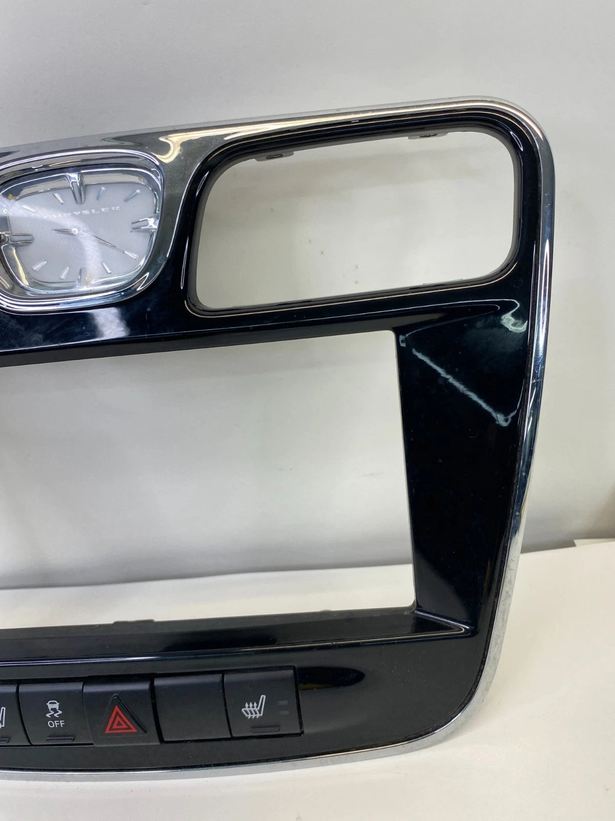 2011-2014 CHRYSLER 200 RADIO BEZEL WITH CLOCK & SWITCHES P68044103AB OEM
