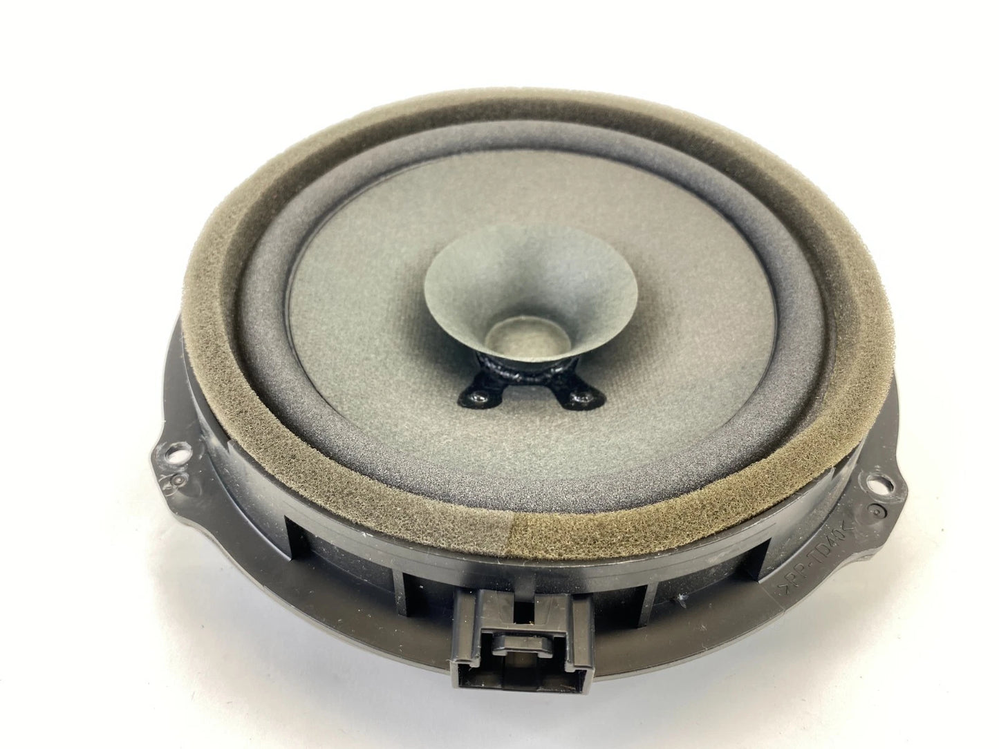 2011-2019 FORD FIESTA REAR RIGHT SIDE DOOR AUDIO SOUND SPEAKER 8A6T-18808-CC OEM