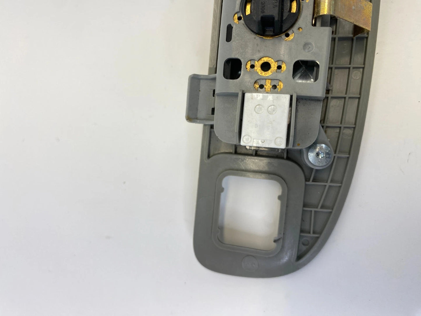 2013-2018 CADILLAC ATS REAR RIGHT SIDE INTERIOR OVERHEAD DOME LAMP OEM