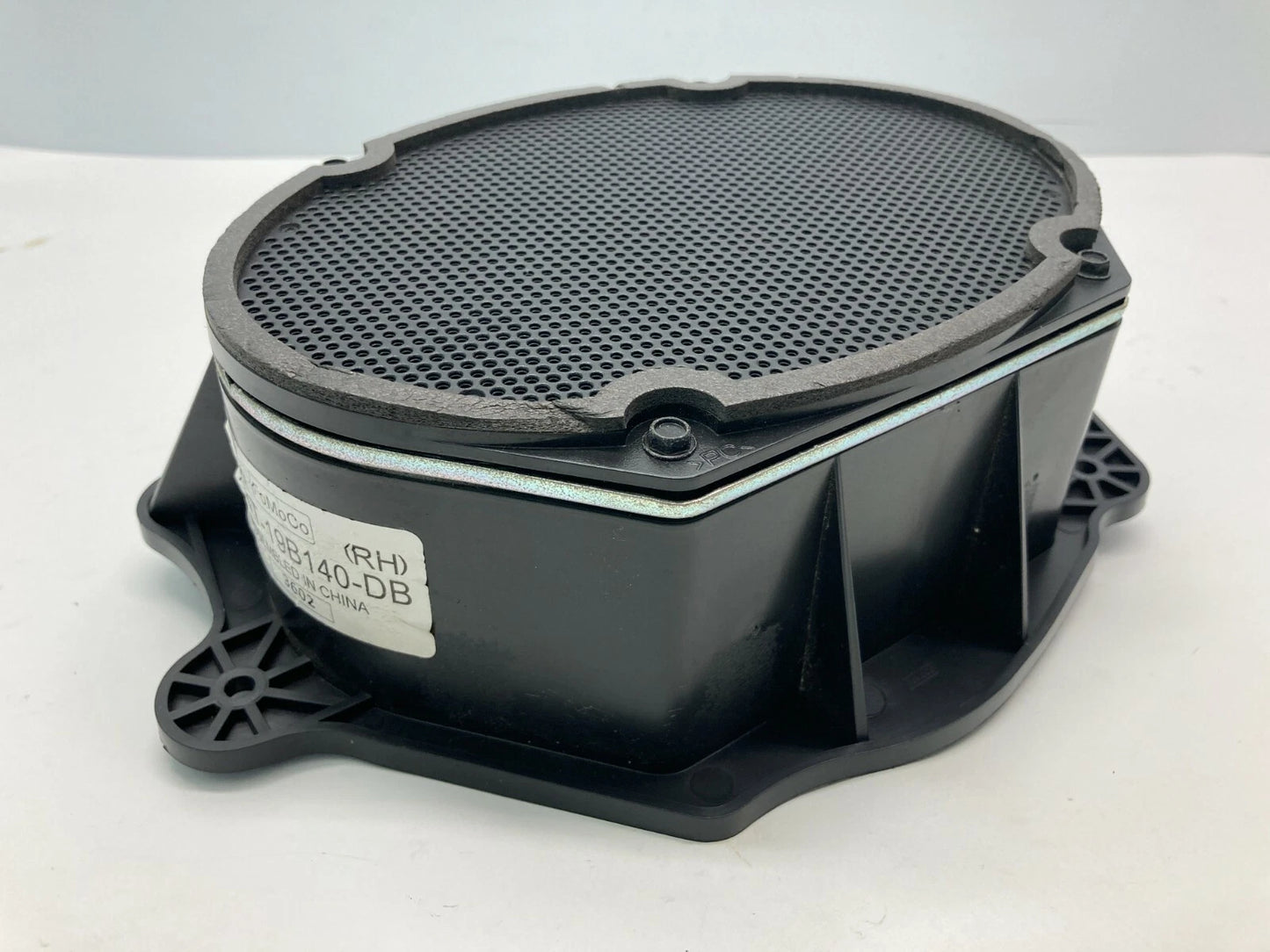 2013-2018 FORD TAURUS REAR RIGHT PASSENGER SIDE AUDIO SPEAKER 7U5T-18808-CA OEM