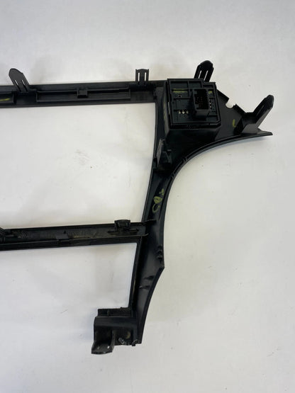 2010-2015 TOYOTA PRIUS CENTER DASH RADIO SCREEN TRIM BEZEL PIECE 55474-47080