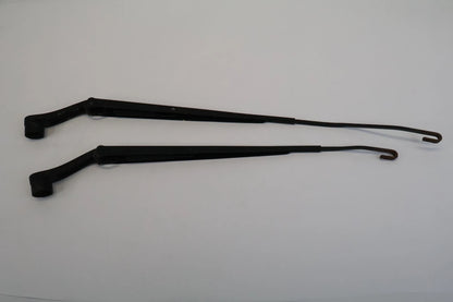 2006-2011 HYUNDAI ACCENT FRONT WINDSHIELD WIPER ARM PAIR SET OEM