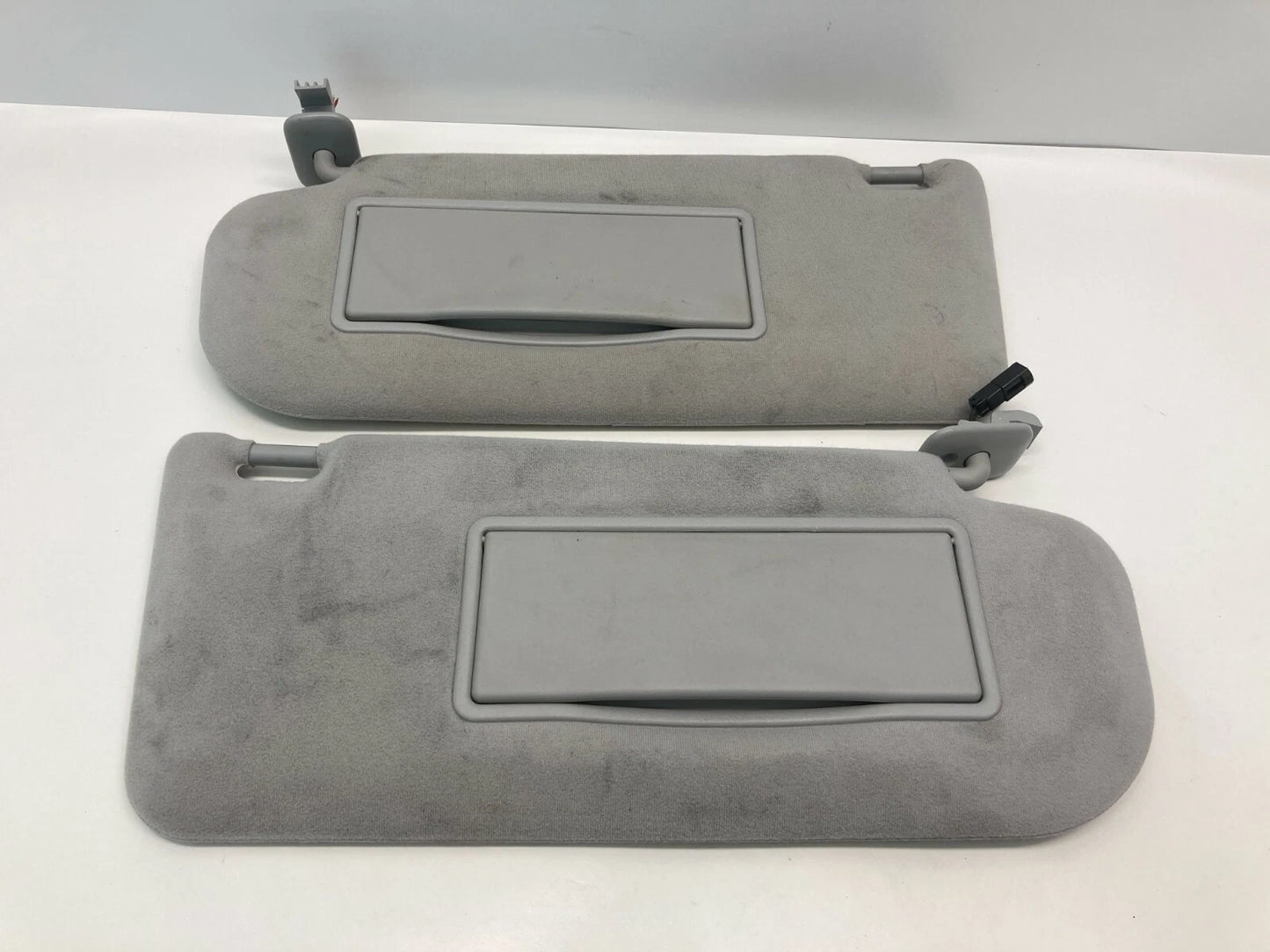 2003-2008 MAZDA 6 MAZDA6 LEFT & RIGHT SIDE SUNVISOR SUN VISOR SHADE SET PAIR OEM