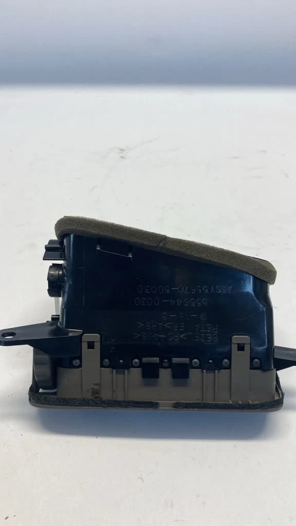 95-00 LEXUS LS400 FRONT RIGHT PASSENGER SIDE DASH OUTER A/C AIR VENT 55670-50030