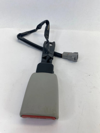 2009-2015 TOYOTA VENZA FRONT RIGHT PASSENGER SIDE SEAT BELT BUCKLE OEM