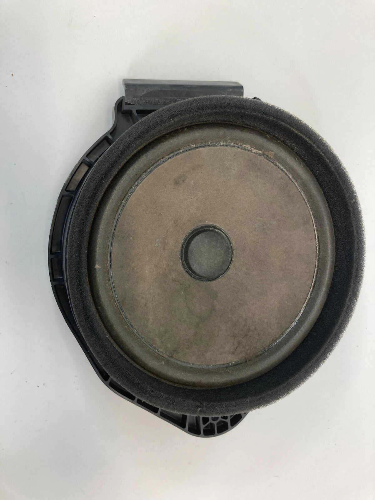 2013-2015 CHEVROLET MALIBU FRONT RIGHT PASSENGER SIDE DOOR AUDIO SPEAKER OEM