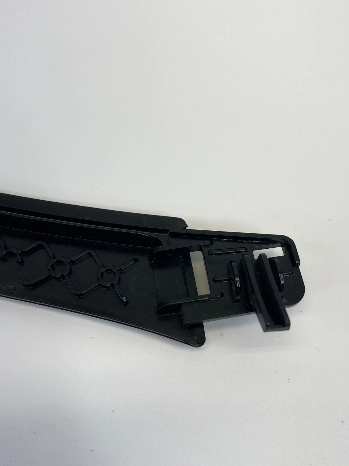 2011-2013 BUICK REGAL FRONT LEFT DRIVER SIDE INSTRUMENT PANEL MOLDING PANEL OEM