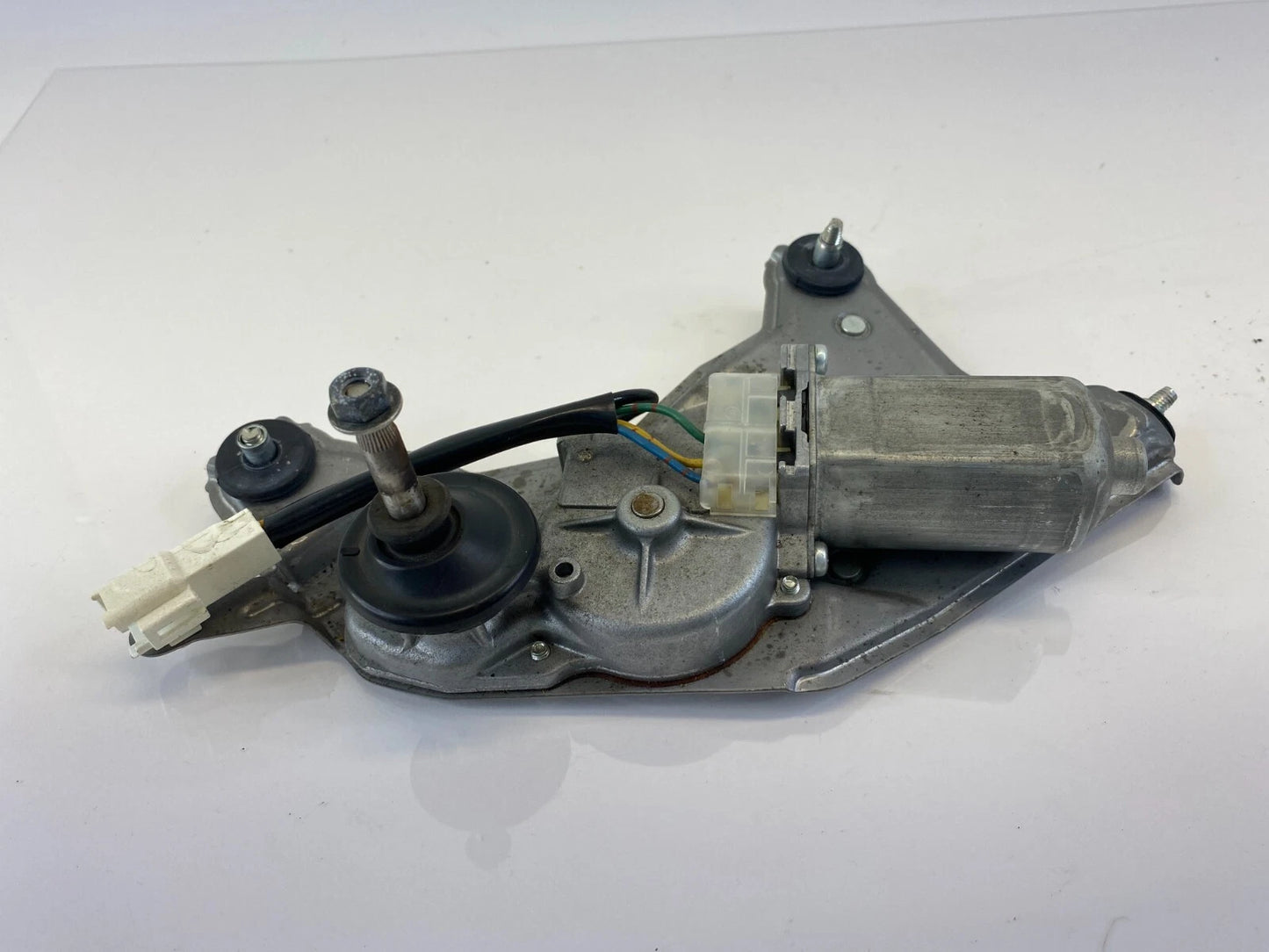 04-09 TOYOTA PRIUS REAR LIFTGATE WINDSHIELD WIPER MOTOR ASSEMBLY 8513047010 OEM