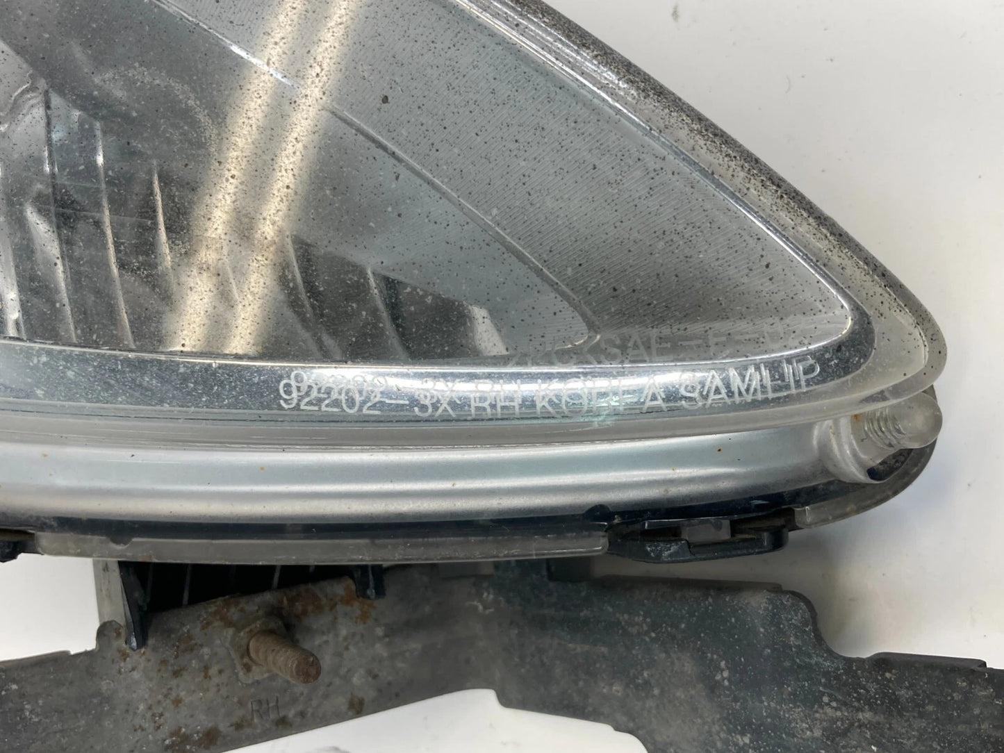 2011-2013 HYUNDAI ELANTRA SEDAN FRONT RIGHT PASSENGER SIDE FOG LIGHT LAMP OEM