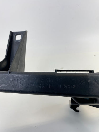 2006 06 BMW 330xi 330i Sedan Left Headlight Lamp Mount Bracket 51117116707 OEM