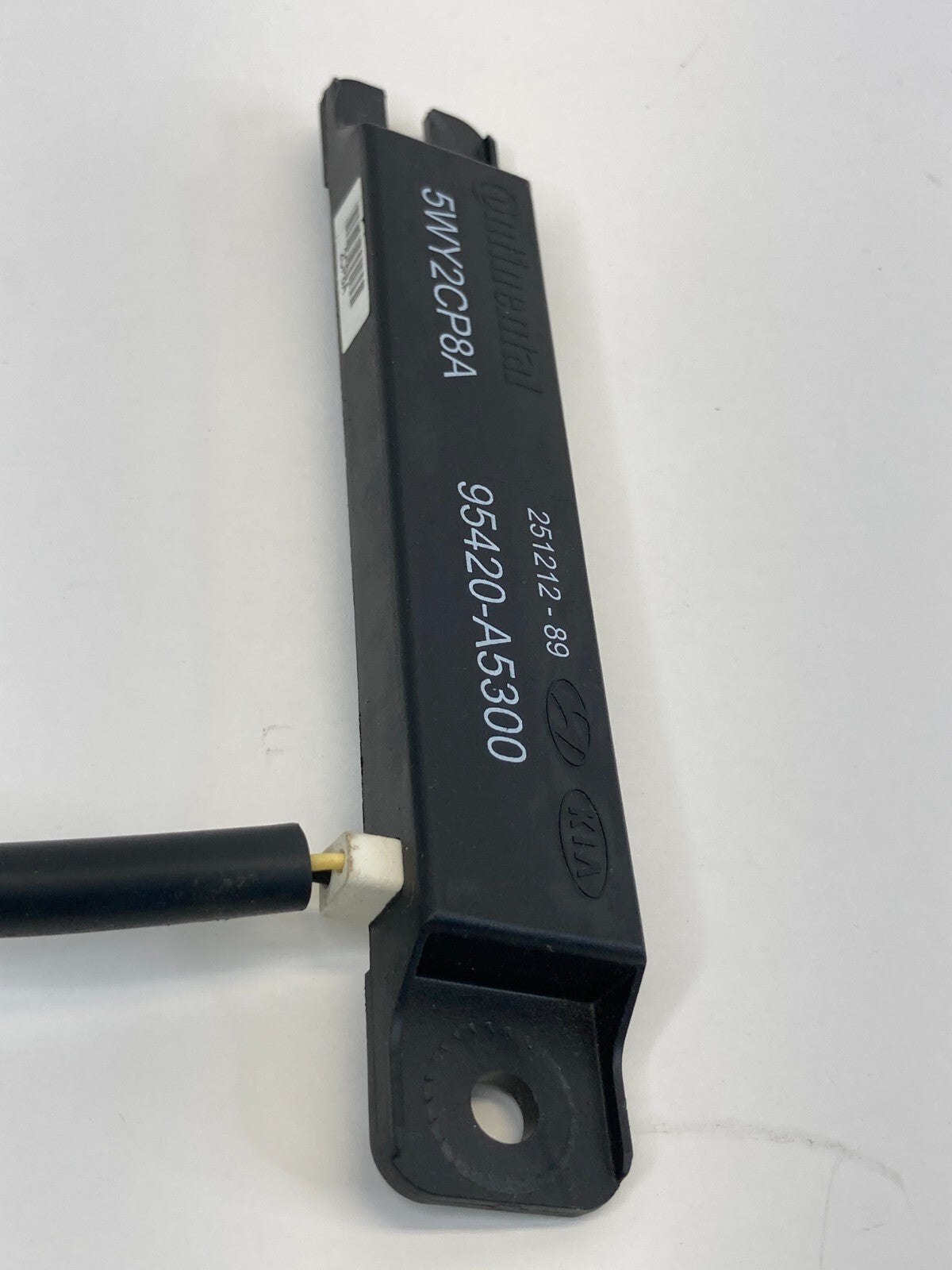 2013-2018 Hyundai Santa Fe Sport Smart Key Keyless Entry Antenna 95420-A5300 OEM