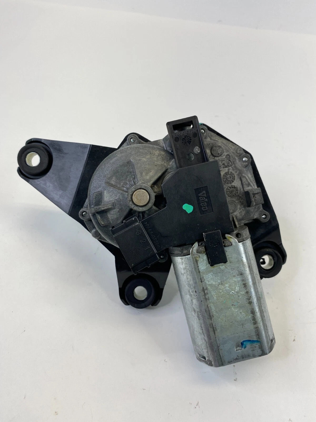 2004-2007 DODGE CARAVAN REAR LIFGATE WINDSHIELD WIPER MOTOR ASSEMBLY OEM