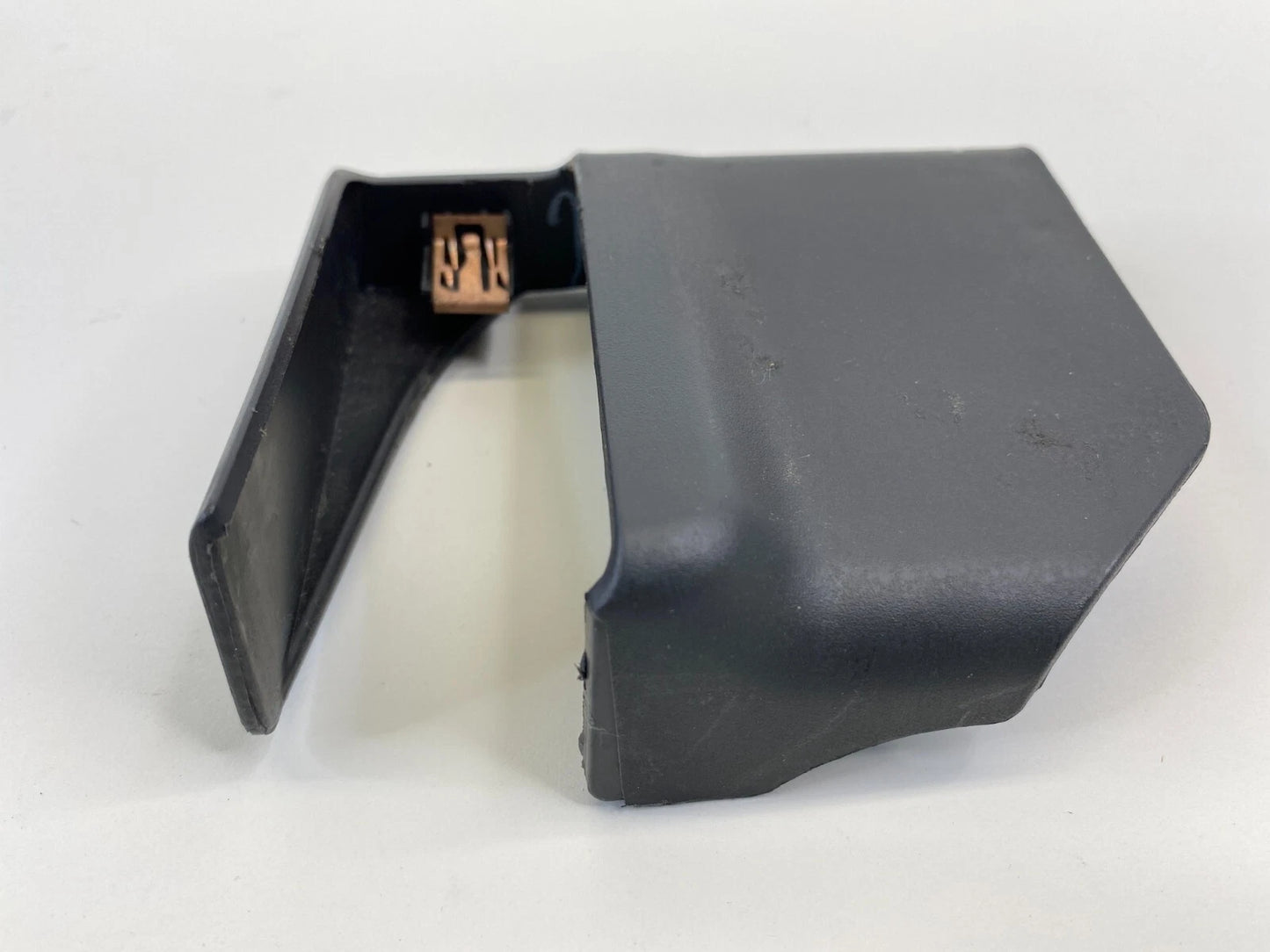 2010-2012 FORD FUSION REAR LEFT DRIVER SEAT OUTER RAIL COVER 6E53-54618D01-BA