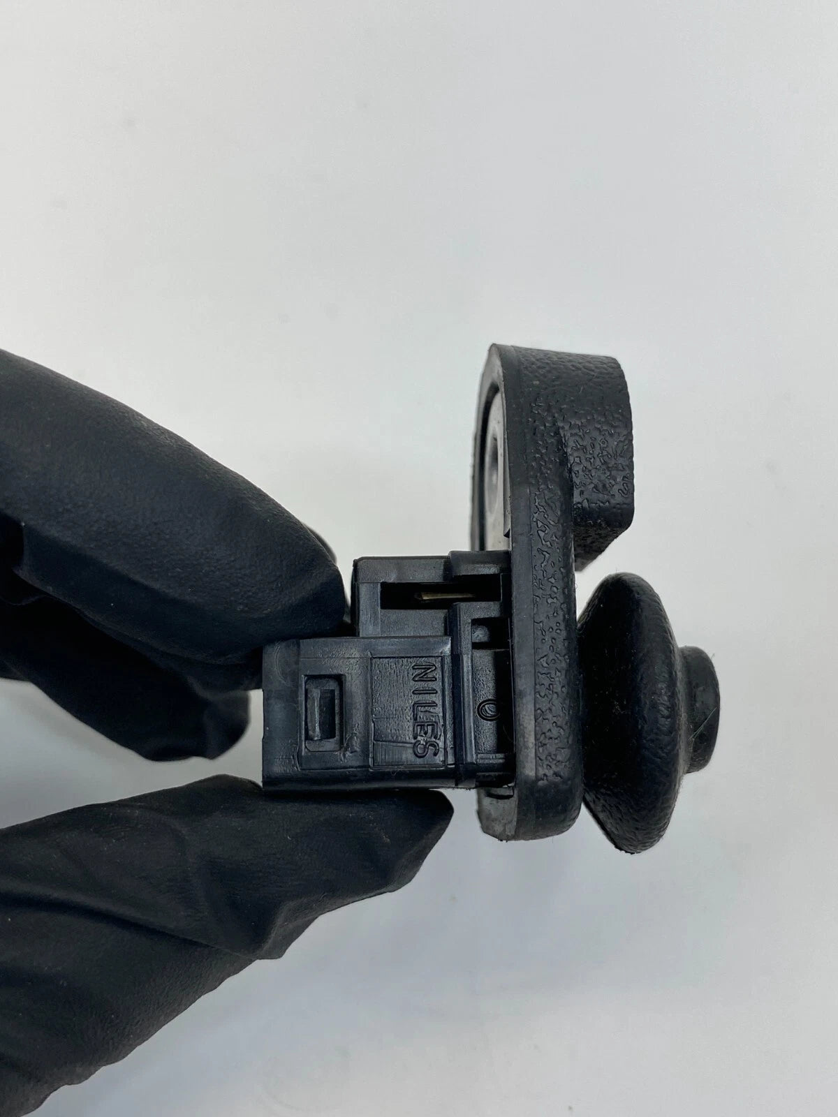 2004-2008 NISSAN MAXIMA FRONT LEFT DRIVER SIDE DOOR JAMB AJAR SWITCH SENSOR OEM