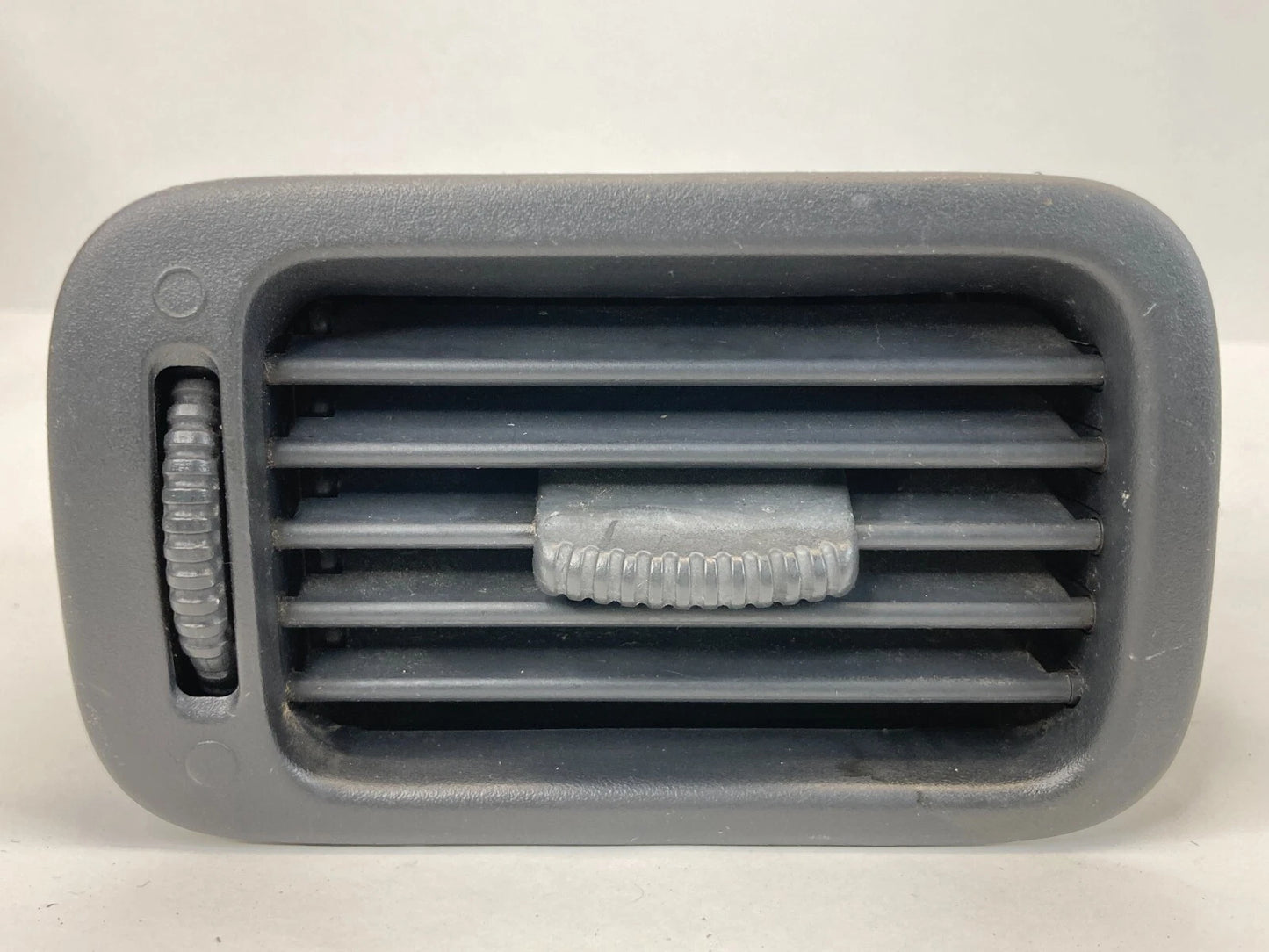 1999-2001 Honda CR-V Dash Right Side A/C Air Vent Grill Grille 77640-S10-A0 OEM