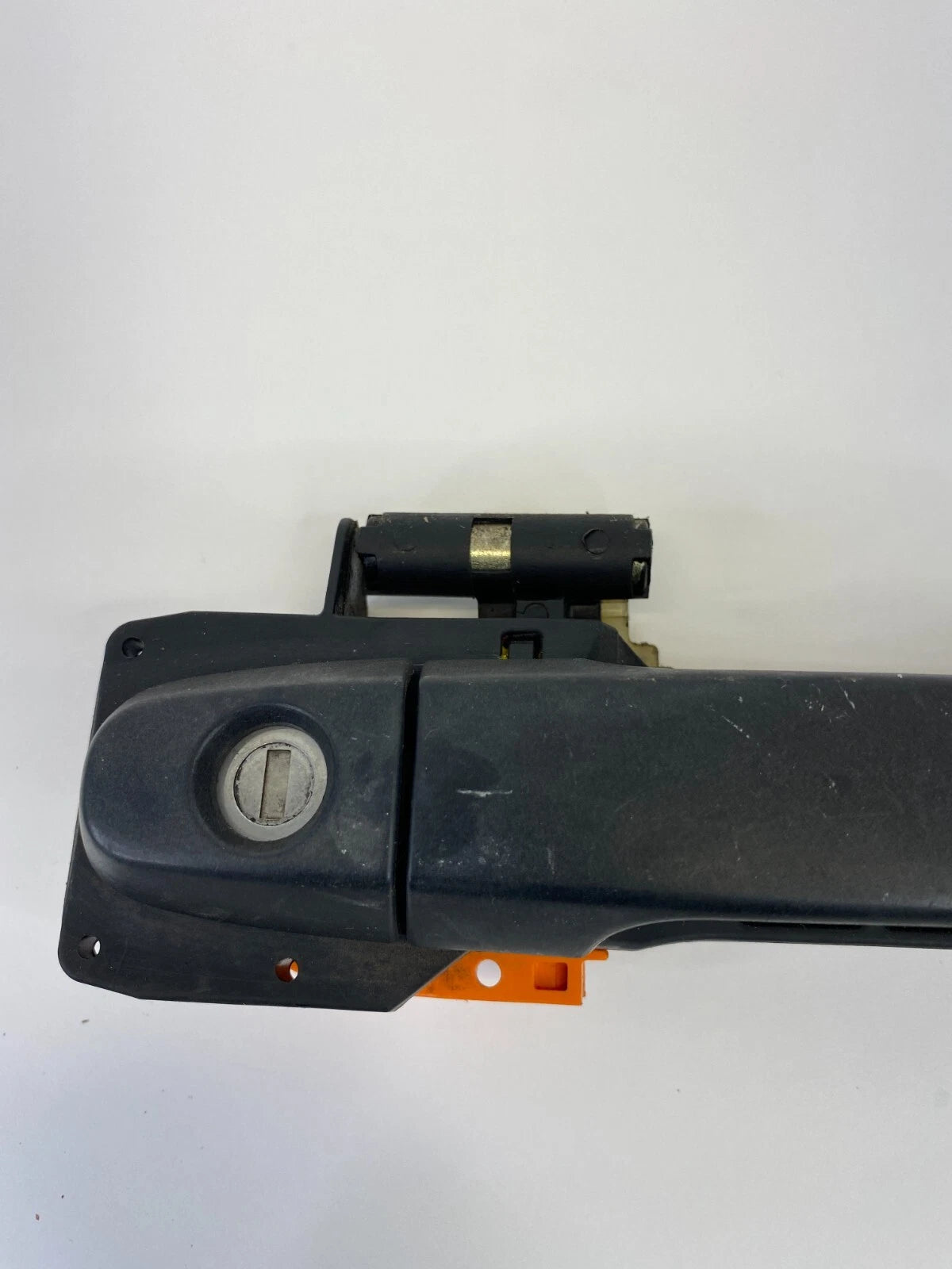 2001-2005 TOYOTA RAV4 FRONT RIGHT SIDE EXTERIOR OUTER DOOR HANDLE ASSEMBLY OEM