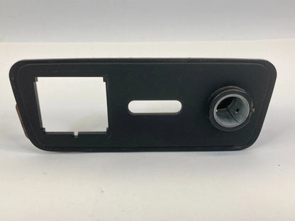 2009-2010 CHEVROLET TRAVERSE CENTER CONSOLE FRONT POWER OUTLET BEZEL OEM 1615936