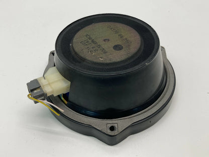2002-2005 KIA SEDONA FRONT RIGHT PASSENGER DOOR AUDIO SPEAKER OEM 0K53G66960