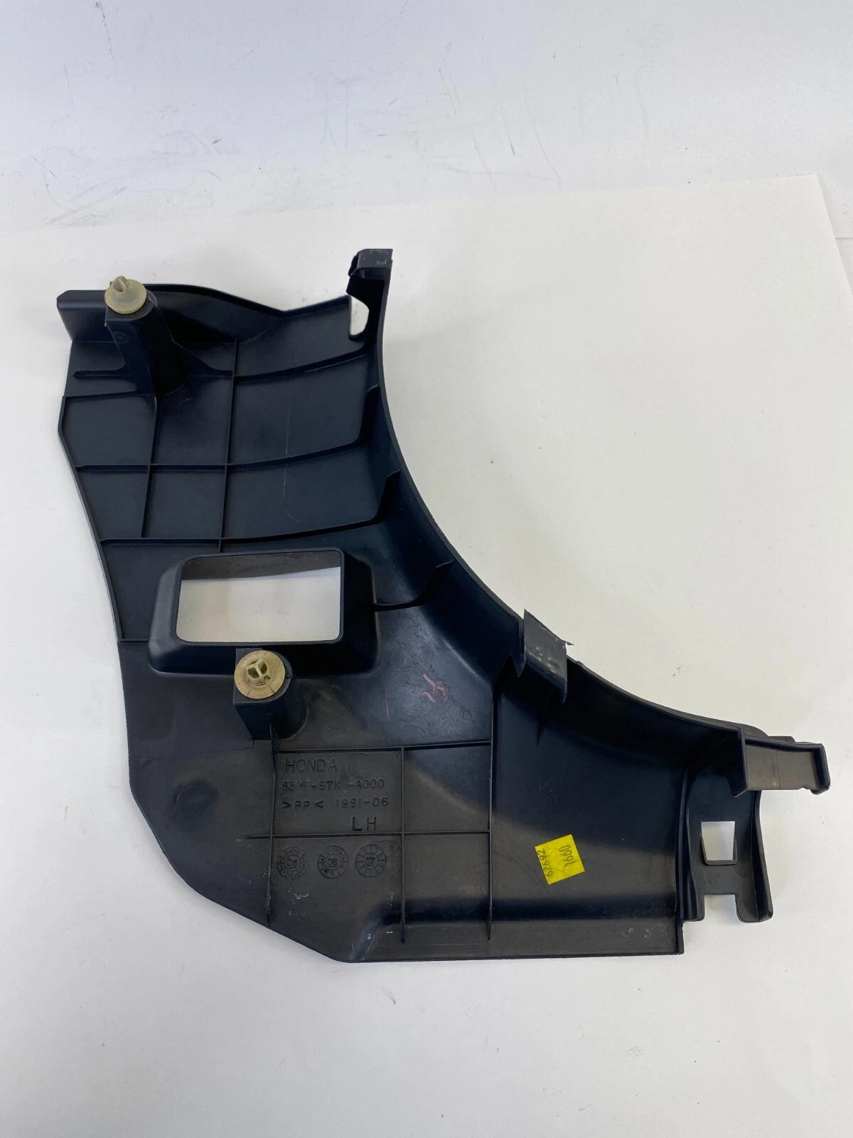 2007-2012 ACURA RDX LEFT SIDE LOWER KICK PANEL COVER TRIM 83161-STK-A000 OEM