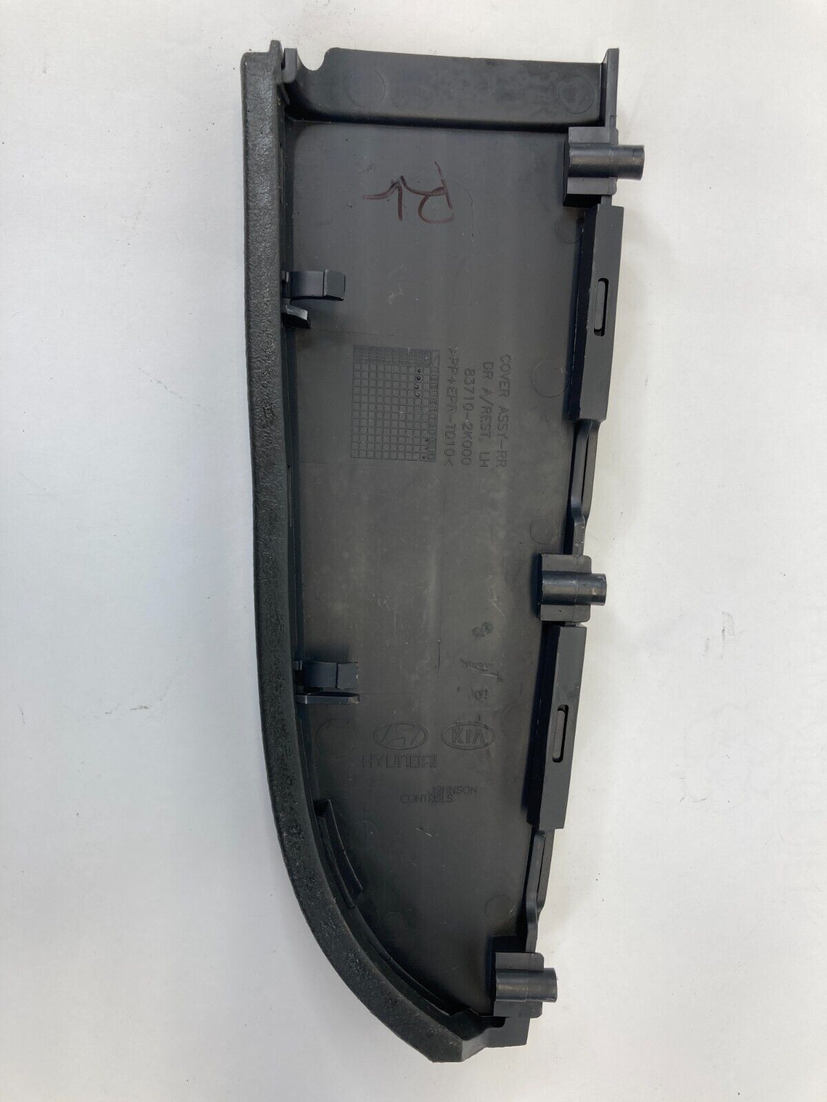 2010 2011 Kia Soul Rear Left Door Side Trim Cover Armrest Trim 83710-2K000 OEM