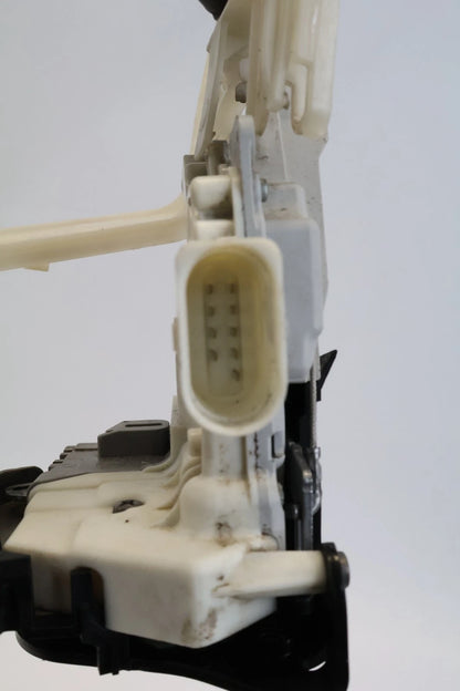 2011-2017 VOLKSWAGEN TOUAREG REAR RIGHT PASSENGER DOOR LOCK LATCH RELEASE OEM