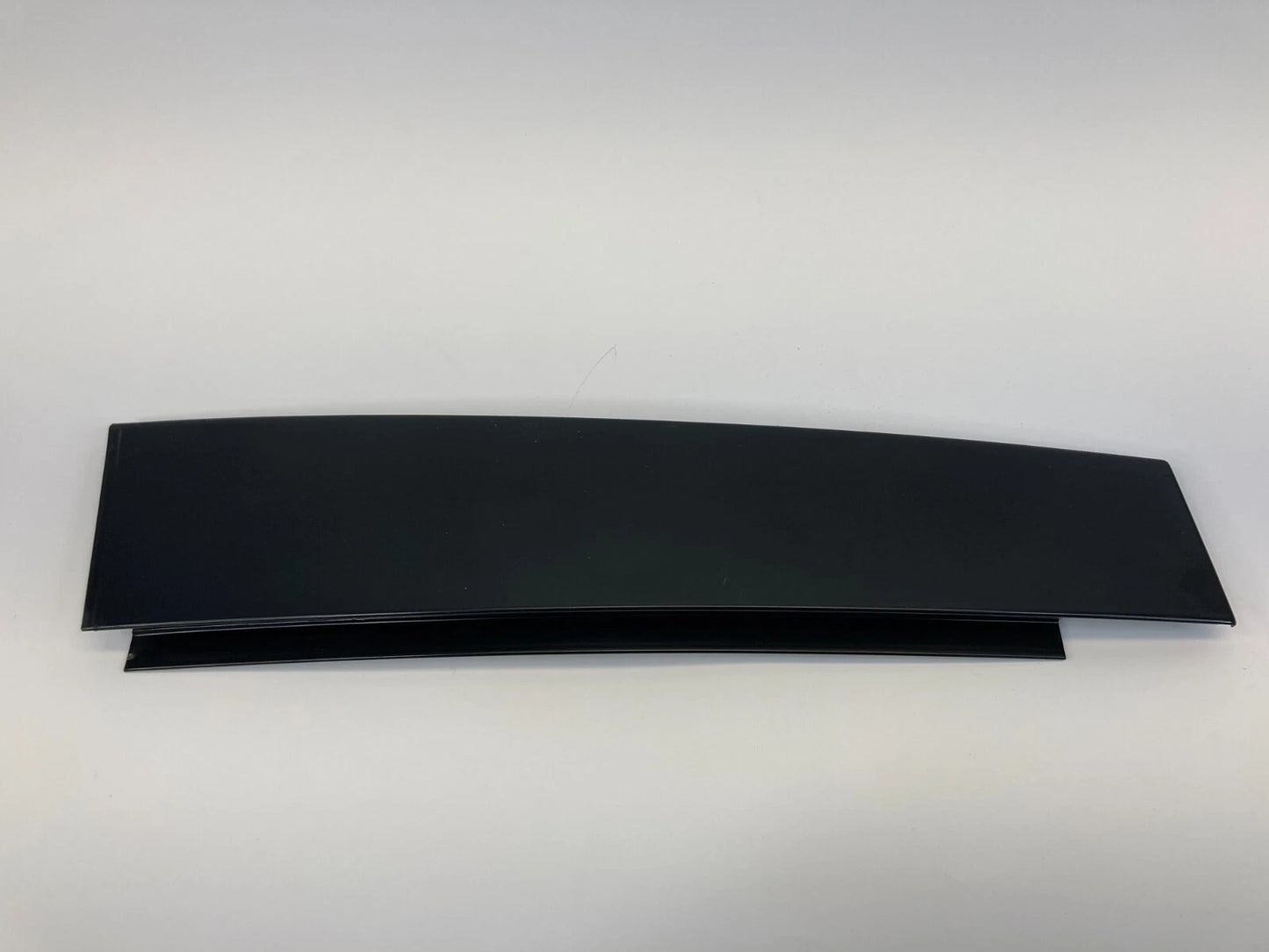 2011-2016 CHEVROLET CRUZE REAR OUTSIDE DOOR PILLAR MOLDING APPLIQUE OEM