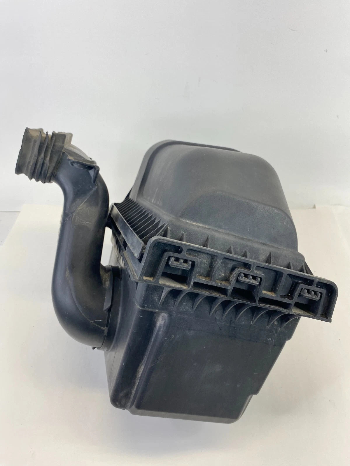 2010-2019 Ford Flex Air Cleaner Intake Box Housing Assembly AA53-9A600-AD OEM