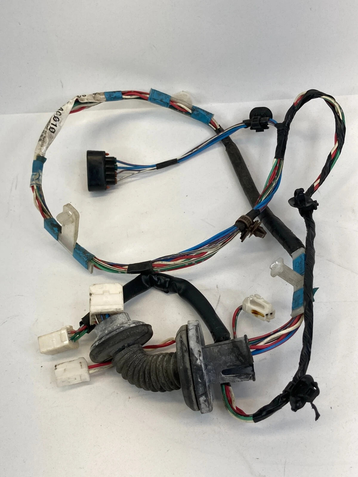 2000-2004 TOYOTA AVALON REAR RIGHT DOOR HARNESS WIRE WIRING CABLE 82153-AC010